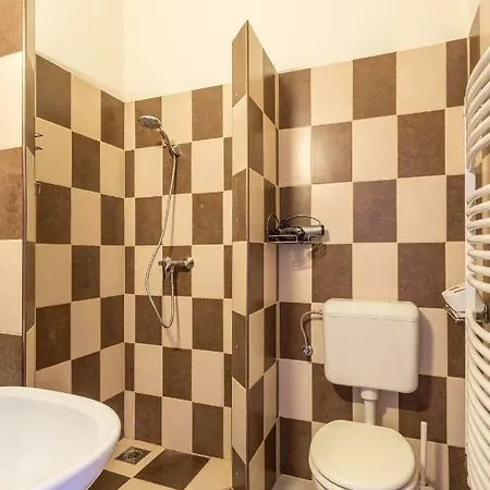 Dobstreet Dream شقة